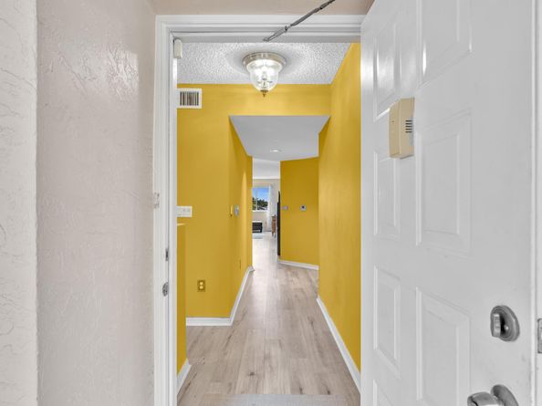9587 Weldon Cir B211, Tamarac FL 33321