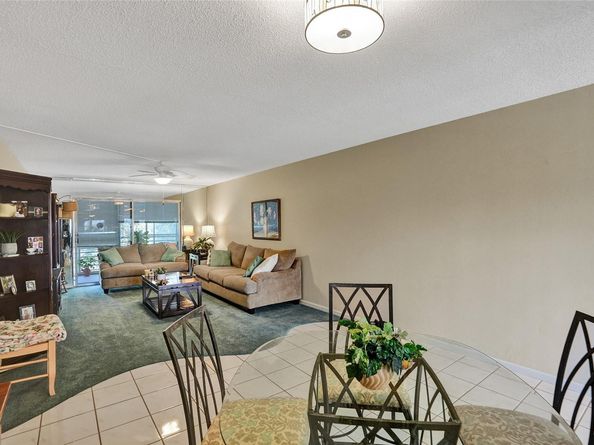 2201 Lucaya Bnd J3, Coconut Creek FL 33066