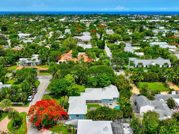 1220 N Swinton Avenue, Delray Beach FL 33444