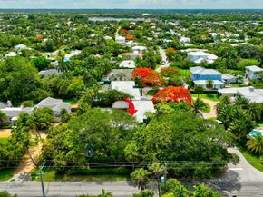 1220 N Swinton Avenue, Delray Beach FL 33444