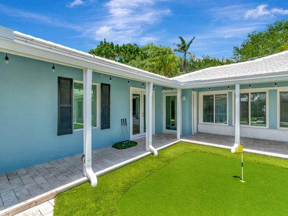 1220 N Swinton Avenue, Delray Beach FL 33444