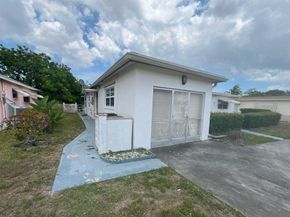4290 NW 41st Ter, Lauderdale Lakes FL 33319