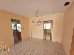 4290 NW 41st Ter, Lauderdale Lakes FL 33319