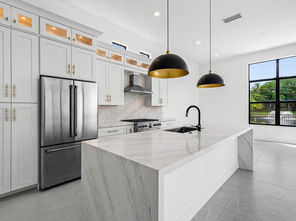 335 Sunset Bay Lane, Palm Beach Gardens FL 33418