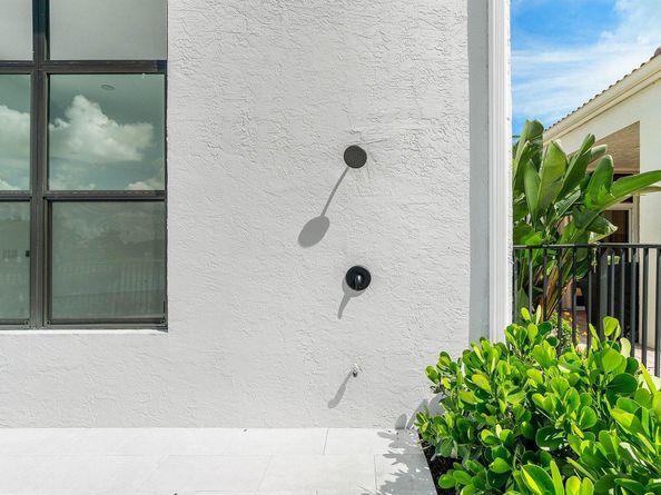 335 Sunset Bay Lane, Palm Beach Gardens FL 33418