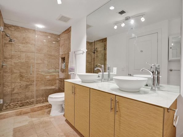 315 NE 3rd Ave 1201, Fort Lauderdale FL 33301