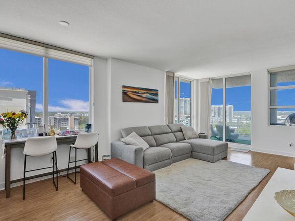 315 NE 3rd Ave 1201, Fort Lauderdale FL 33301