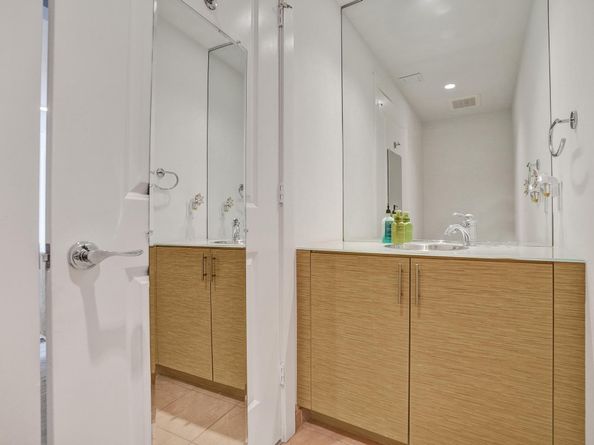 315 NE 3rd Ave 1201, Fort Lauderdale FL 33301