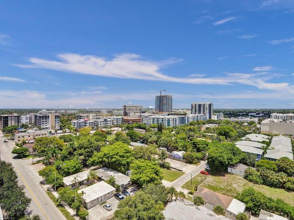 315 NE 3rd Ave 1201, Fort Lauderdale FL 33301