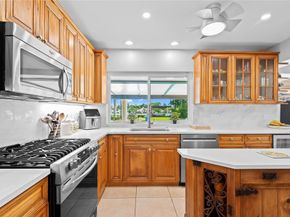 1100 N Northlake Dr, Hollywood FL 33019
