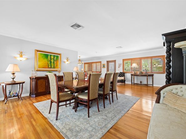 1100 N Northlake Dr, Hollywood FL 33019