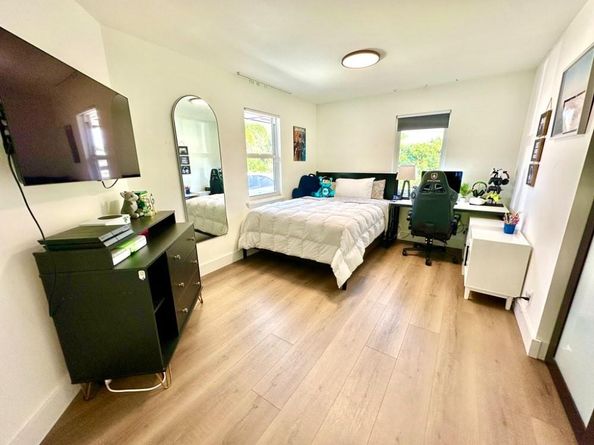 2135 Dock Street, West Palm Beach FL 33401