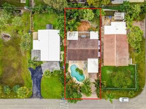 904 NE 18th St, Fort Lauderdale FL 33305