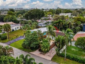 904 NE 18th St, Fort Lauderdale FL 33305