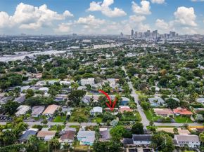 904 NE 18th St, Fort Lauderdale FL 33305