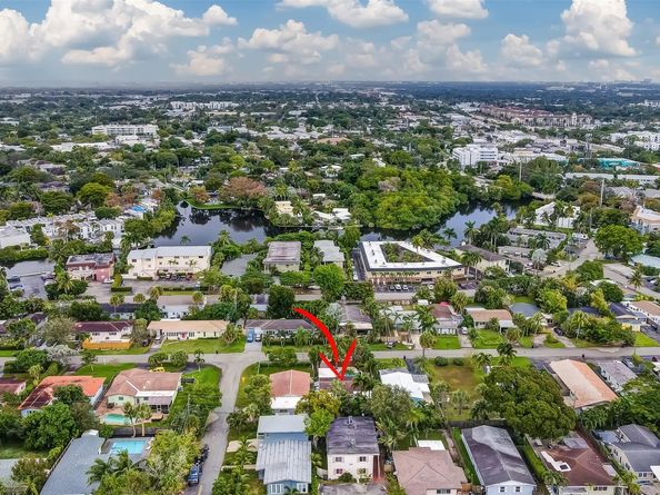 904 NE 18th St, Fort Lauderdale FL 33305