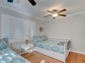 904 NE 18th St, Fort Lauderdale FL 33305