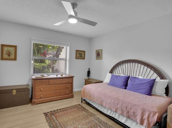 21863 Arriba Real 8j, Boca Raton FL 33433