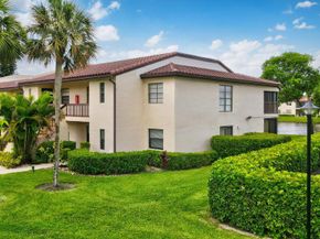 21863 Arriba Real 8j, Boca Raton FL 33433