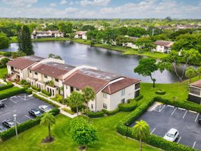 21863 Arriba Real 8j, Boca Raton FL 33433