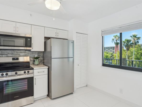 2205 S Cypress Bend Dr 501, Pompano Beach FL 33069