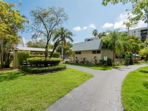 2205 S Cypress Bend Dr 501, Pompano Beach FL 33069