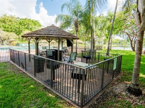 2205 S Cypress Bend Dr 501, Pompano Beach FL 33069