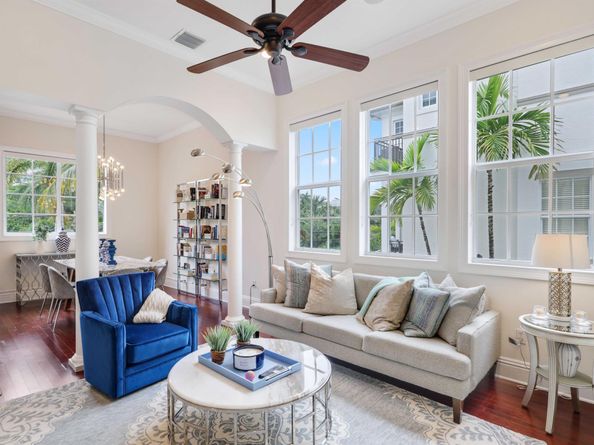 285 SE 6th Avenue I, Delray Beach FL 33483