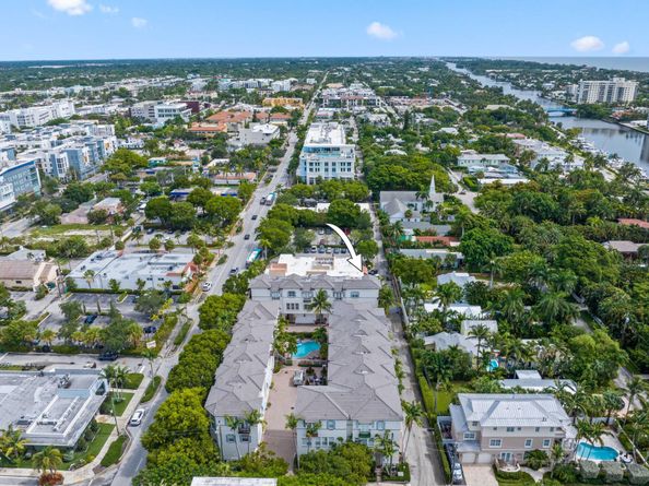 285 SE 6th Avenue I, Delray Beach FL 33483