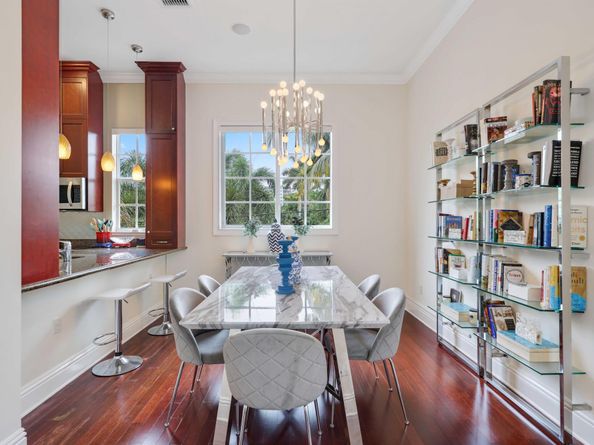 285 SE 6th Avenue I, Delray Beach FL 33483
