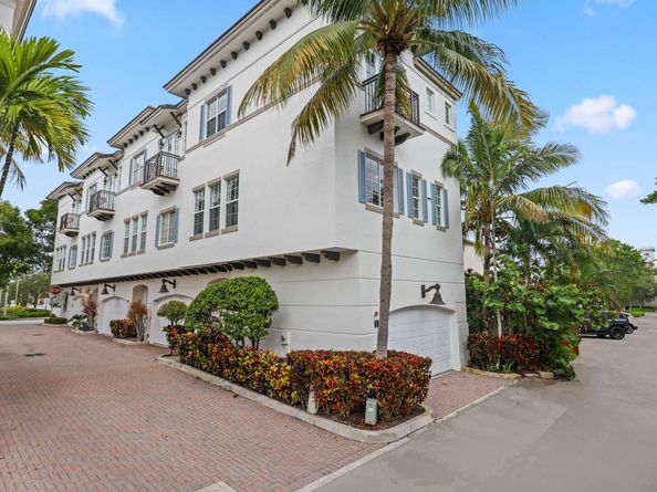 285 SE 6th Avenue I, Delray Beach FL 33483