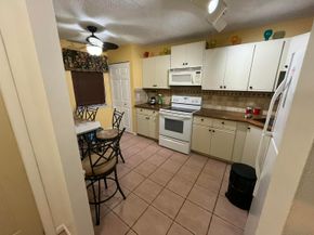 172 Meadows Drive, Boynton Beach FL 33436