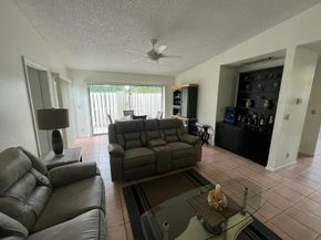172 Meadows Drive, Boynton Beach FL 33436