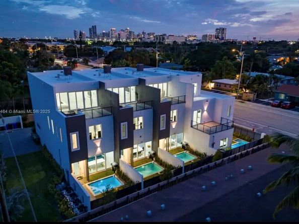 1220 NE 15th Avenue, Fort Lauderdale FL 33304