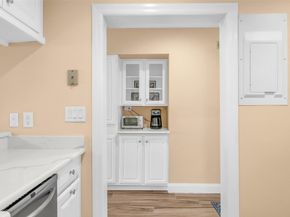 827 Oak Harbour Drive 827, Juno Beach FL 33408