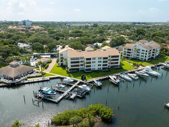 827 Oak Harbour Drive 827, Juno Beach FL 33408