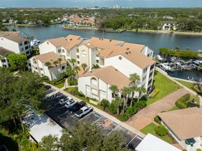 827 Oak Harbour Drive 827, Juno Beach FL 33408