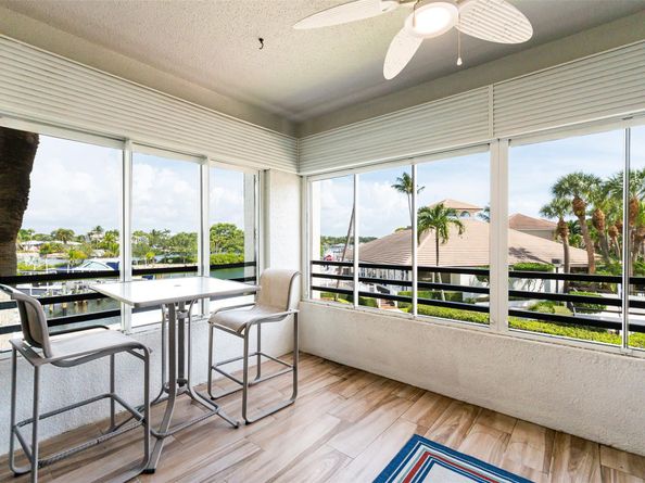827 Oak Harbour Drive 827, Juno Beach FL 33408