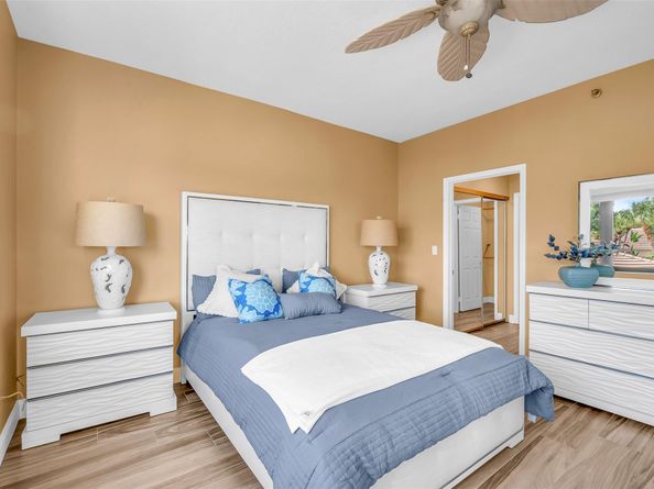 827 Oak Harbour Drive 827, Juno Beach FL 33408