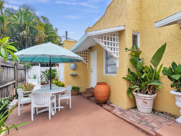 239 Lytton Court, West Palm Beach FL 33405
