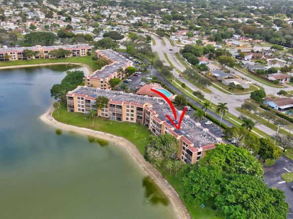 6033 Coral Lake Dr 6033, Margate FL 33063