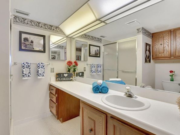 6033 Coral Lake Dr 6033, Margate FL 33063