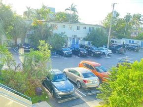 630 84th Street 28, Miami Beach FL 33141