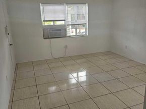 630 84th Street 28, Miami Beach FL 33141