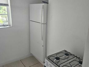 630 84th Street 28, Miami Beach FL 33141
