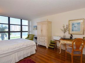 400 Leslie Dr. 419, Hallandale Beach FL 33009