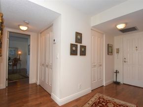 400 Leslie Dr. 419, Hallandale Beach FL 33009