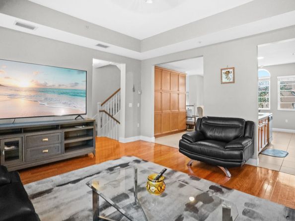1812 Coral Heights Lane, Oakland Park FL 33308