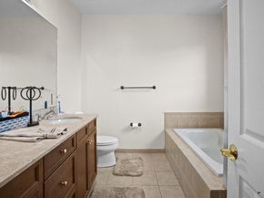 1812 Coral Heights Lane, Oakland Park FL 33308