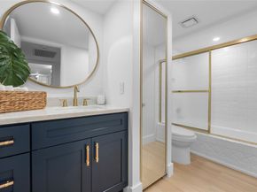9135A SW 20th Pl, Davie FL 33324